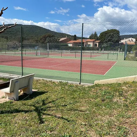Daire T2 Climatise Front De Mer/acces Direct Plage/piscines Roquebrune-sur Argens